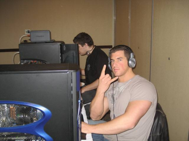 April07 LAN 019.jpg