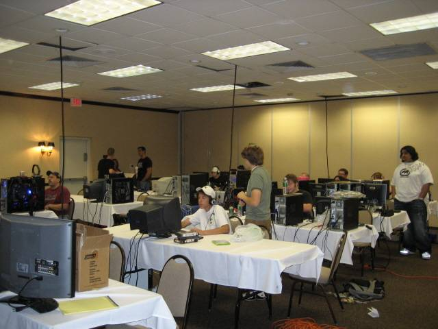 Aug2007lan17.jpg