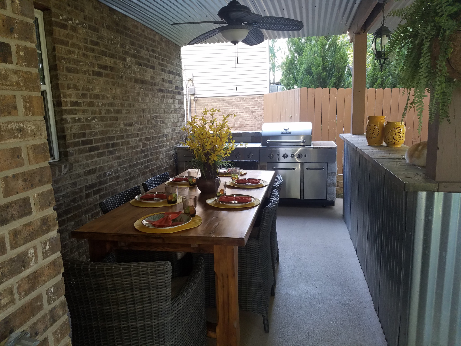 Outdoor Kitchen