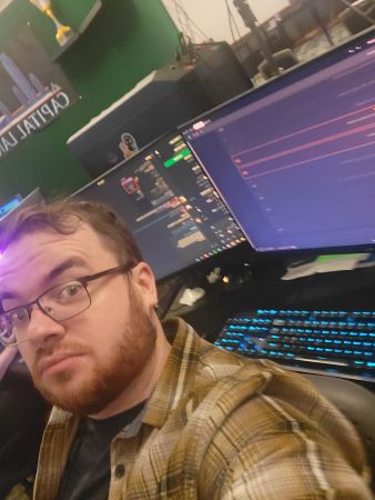 Achievement: Show off your personal battle station!