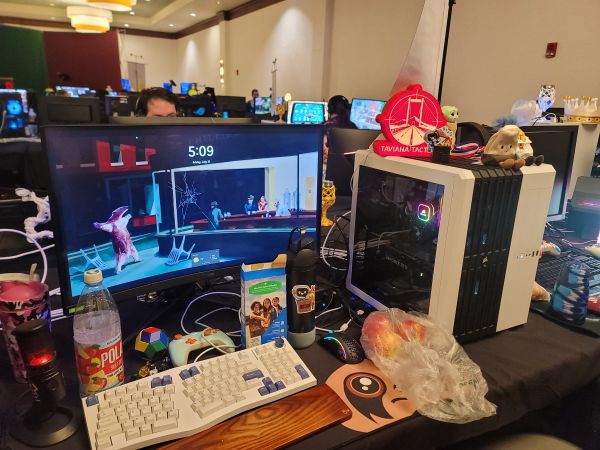 Achievement: Show off your personal battle station!
