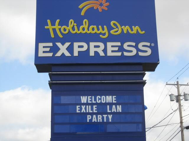April07 LAN 002.jpg