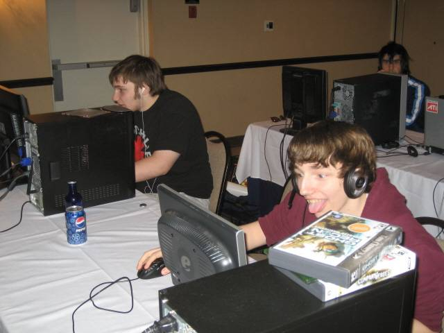 April07 LAN 017.jpg