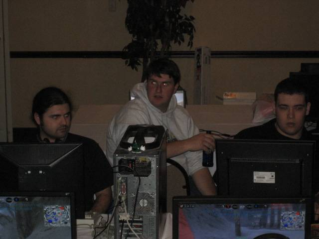 040508LAN18.jpg
