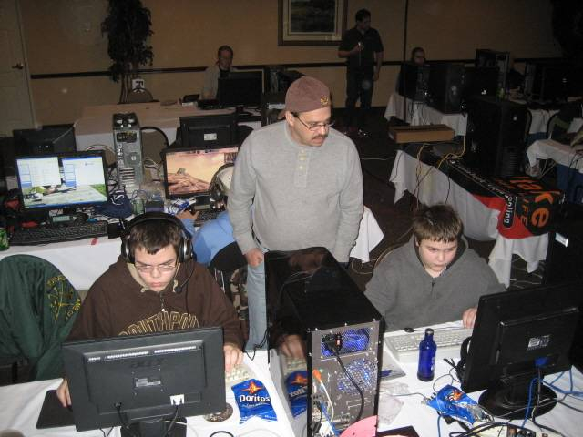 040508LAN12.jpg